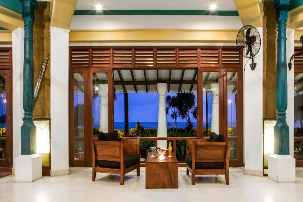 Tangerine Beach Hotel Kalutara Esterno foto