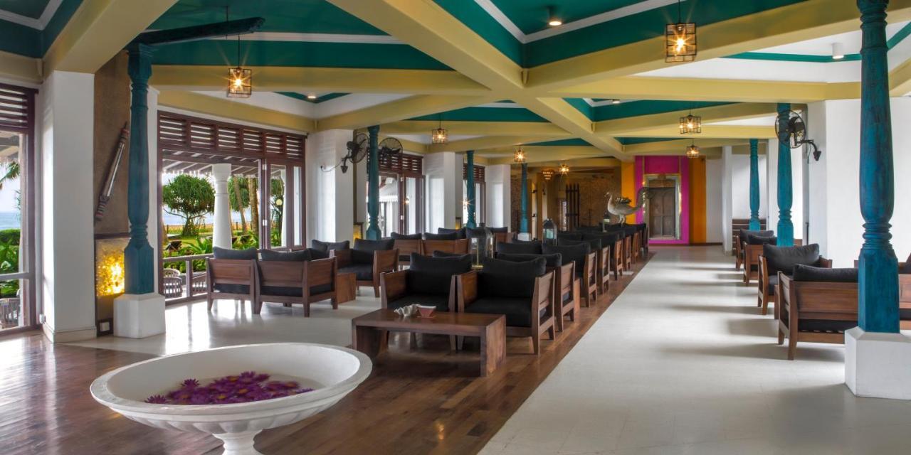 Tangerine Beach Hotel Kalutara Esterno foto